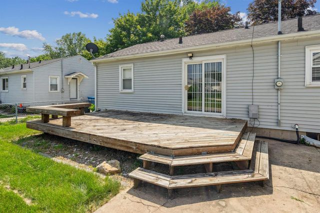 1269 Scott Avenue, Waterloo, IA 50701