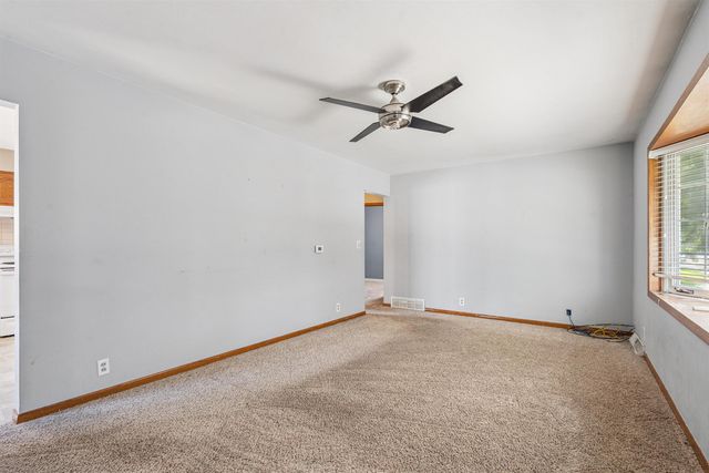 1269 Scott Avenue, Waterloo, IA 50701