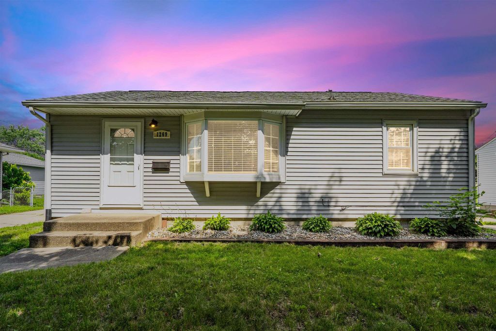 1269 Scott Avenue, Waterloo, IA 50701