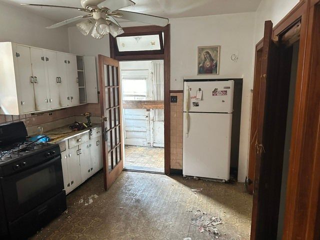 3353 W 61st Street, Chicago, IL 60629