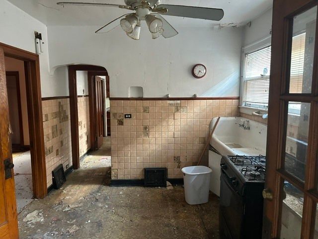 3353 W 61st Street, Chicago, IL 60629