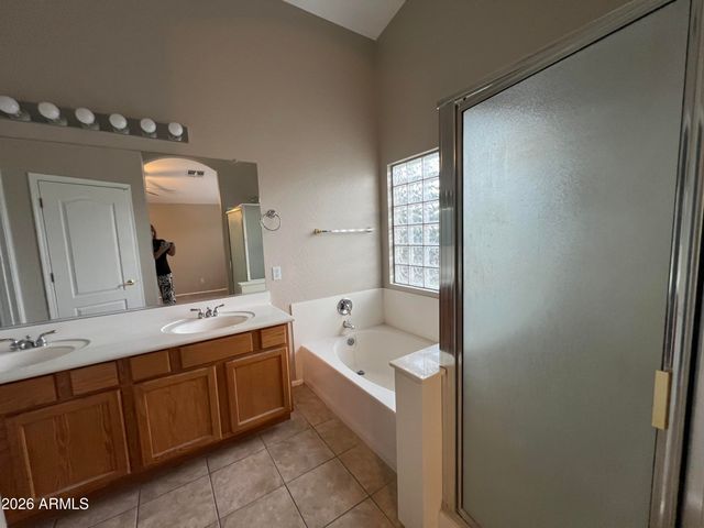 8749 E OBISPO Avenue, Mesa, AZ 85212