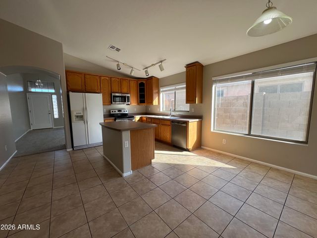 8749 E OBISPO Avenue, Mesa, AZ 85212