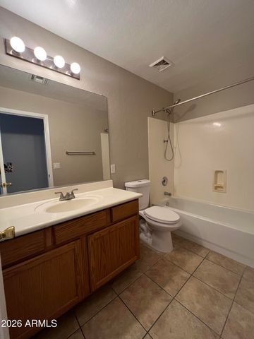 8749 E OBISPO Avenue, Mesa, AZ 85212