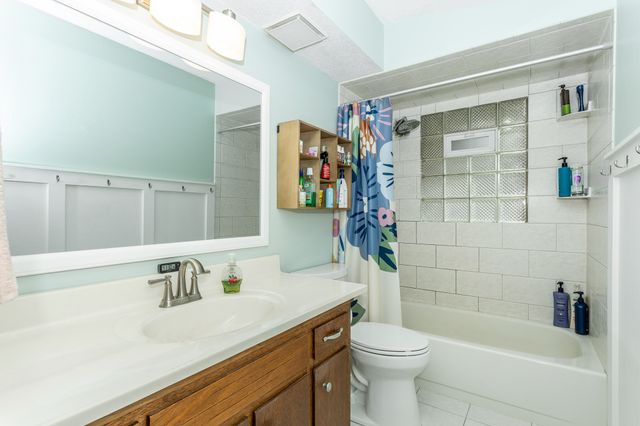 900 1st Street, Waukee, IA 50263