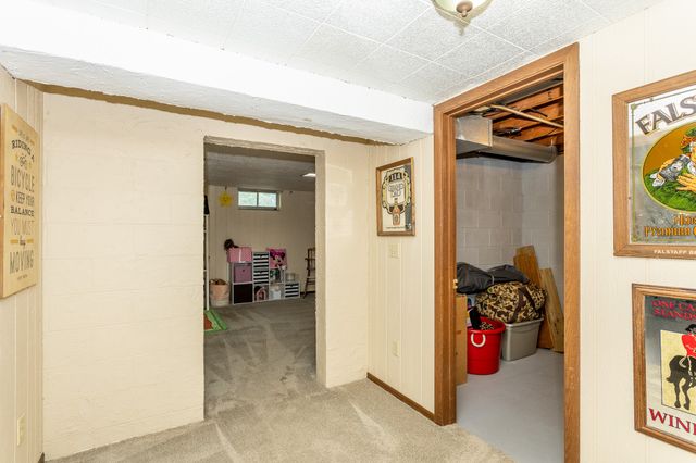 900 1st Street, Waukee, IA 50263