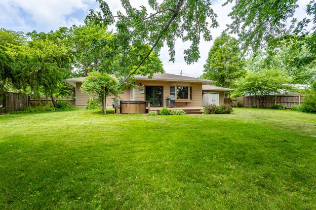 900 1st Street, Waukee, IA 50263