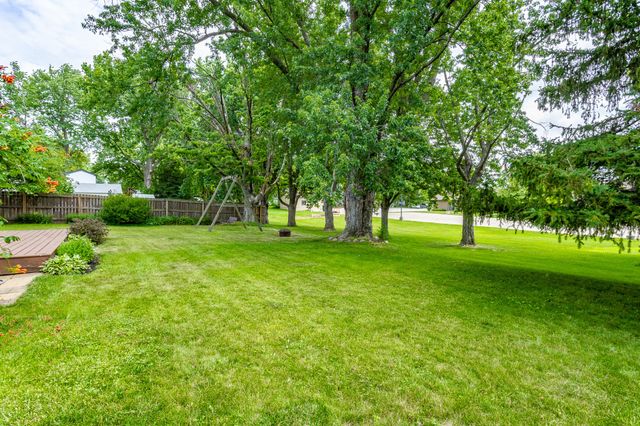 900 1st Street, Waukee, IA 50263