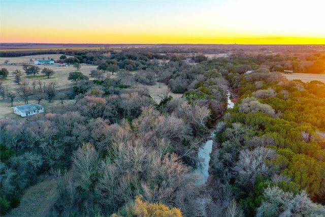 3697 N Rock Creek Loop, Waco, TX 76708