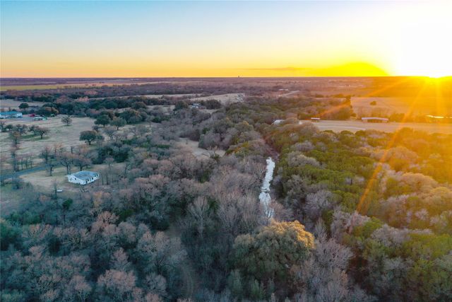 3697 N Rock Creek Loop, Waco, TX 76708