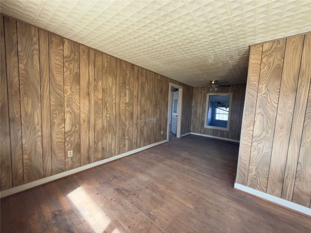 3697 N Rock Creek Loop, Waco, TX 76708