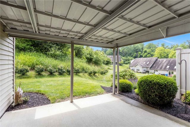 3432 Woodwind Dr, Jefferson Hills, PA 15025
