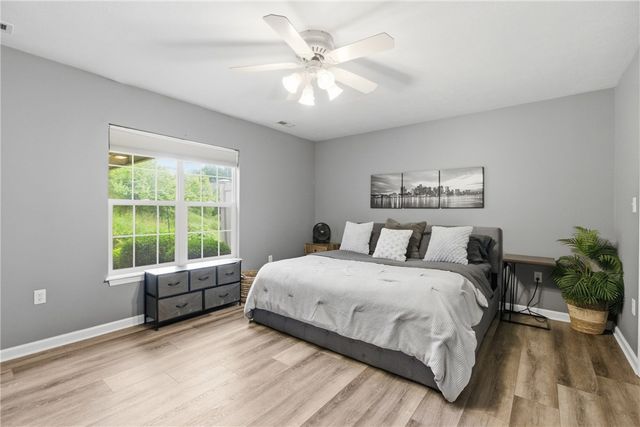 3432 Woodwind Dr, Jefferson Hills, PA 15025