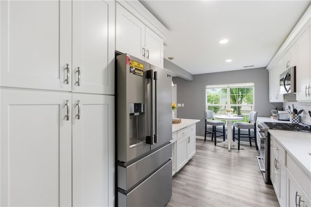 3432 Woodwind Dr, Jefferson Hills, PA 15025
