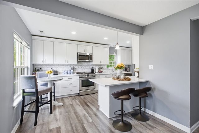 3432 Woodwind Dr, Jefferson Hills, PA 15025