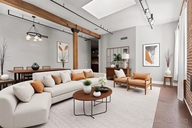 308 W 8TH Street 513, Kansas City, MO 64105