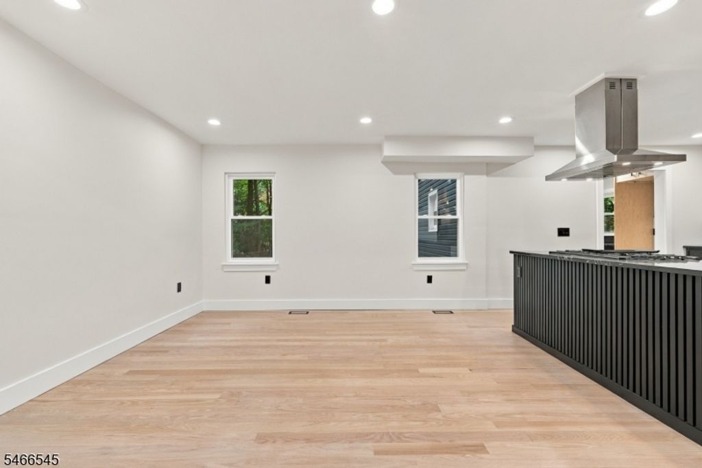 1310 Woodland Ave, Plainfield City, NJ 07060 — photo 4