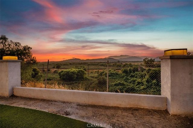 5813 Old Ranch, Riverside, CA 92504
