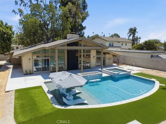 5813 Old Ranch, Riverside, CA 92504