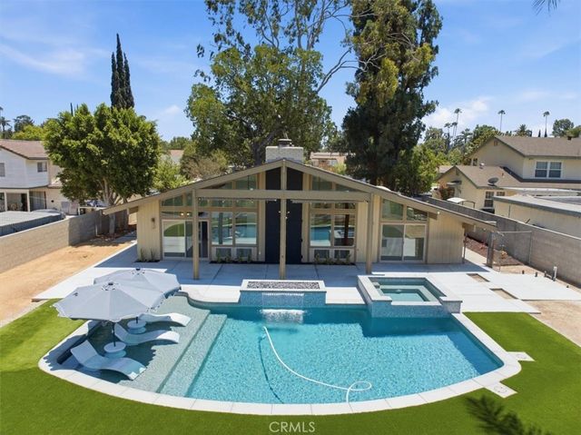 5813 Old Ranch, Riverside, CA 92504