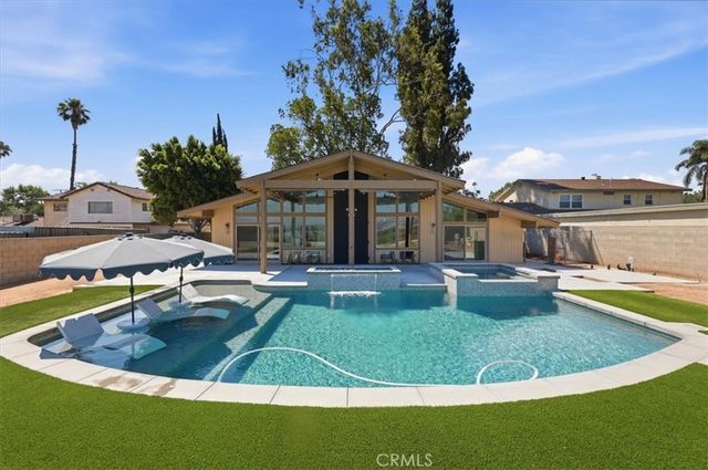 5813 Old Ranch, Riverside, CA 92504