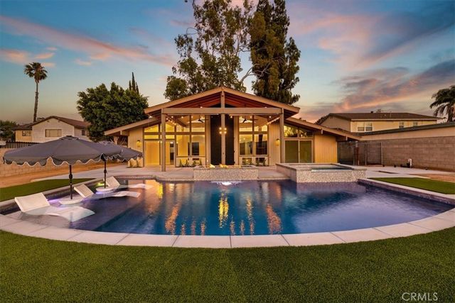 5813 Old Ranch, Riverside, CA 92504