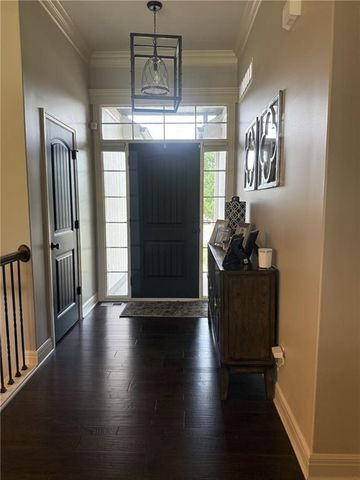 9001 N Norton Avenue, Kansas City, MO 64156