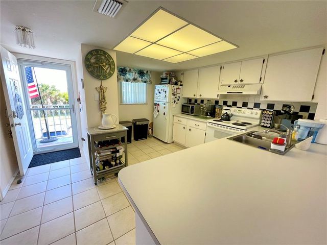 3310 LOVELAND BOULEVARD 606, Punta Gorda, FL 33980