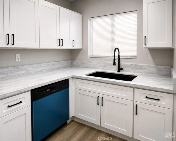1006 6th, Bakersfield, CA 93304