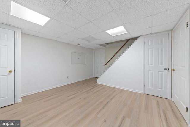 13 BEDFORD LN, Newtown, PA 18940