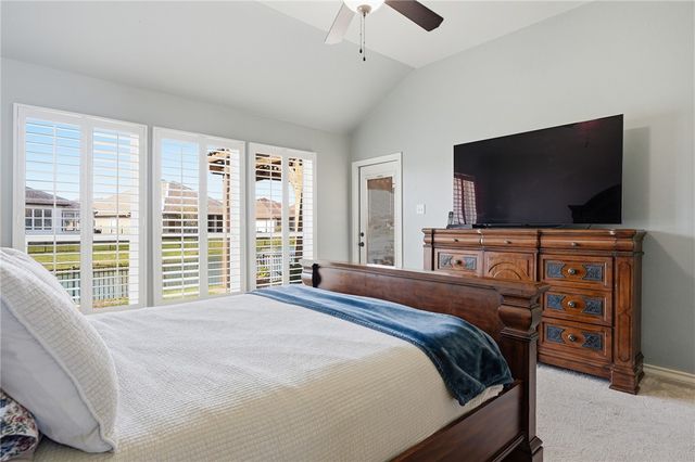 537 Pinehurst, Portland, TX 78374