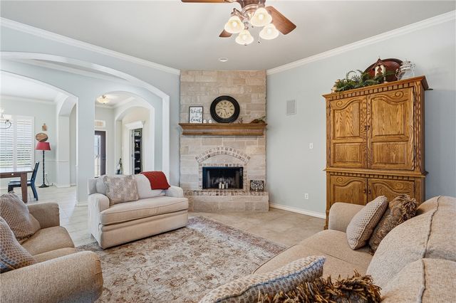 537 Pinehurst, Portland, TX 78374