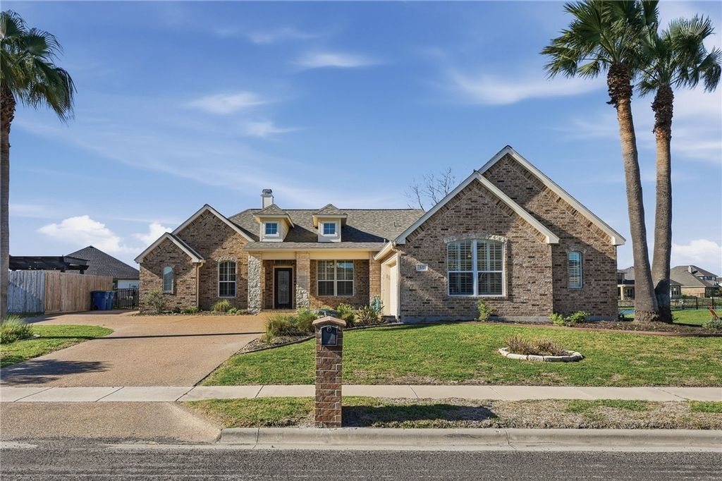 537 Pinehurst, Portland, TX 78374