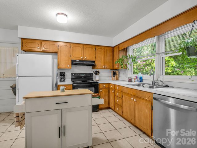 244 Windover Drive, Forest City, NC 28043