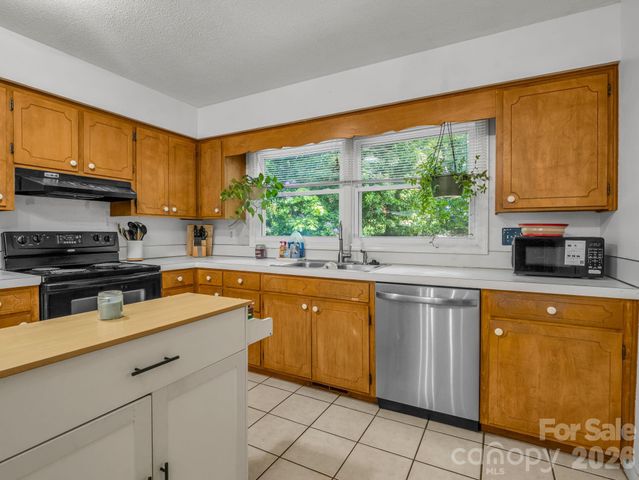 244 Windover Drive, Forest City, NC 28043