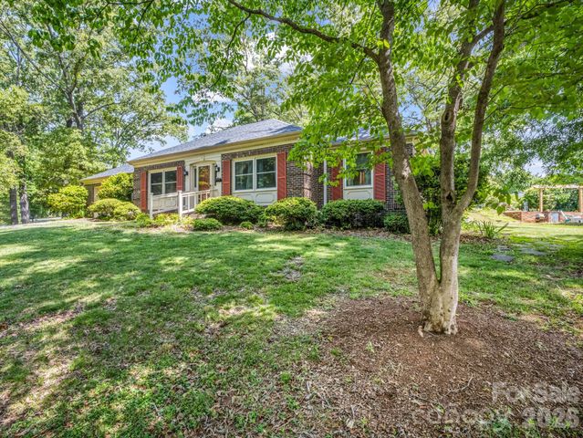 244 Windover Drive, Forest City, NC 28043