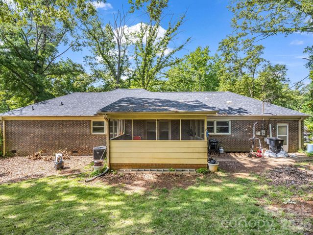 244 Windover Drive, Forest City, NC 28043