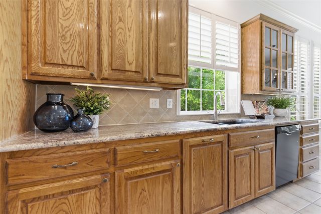 1515 Pecan Valley Court, Corinth, TX 76210