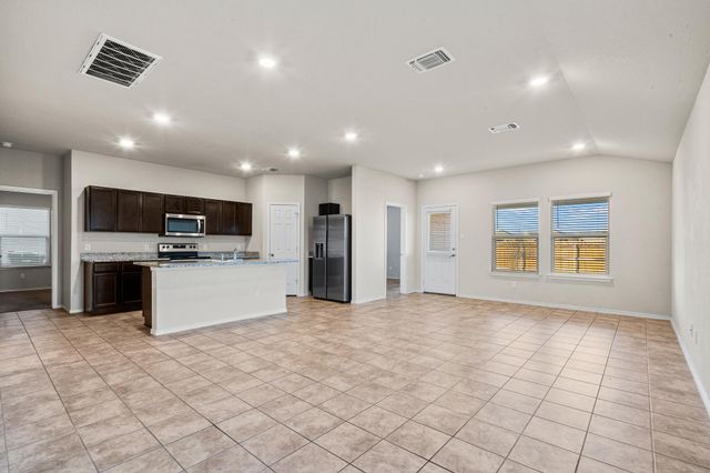 5809 Harriet Tubman Ave, Killeen, TX 76543