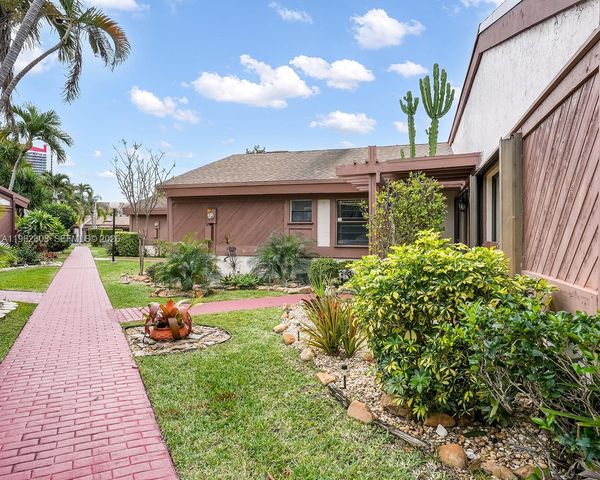 413 Leslie Dr, Hallandale Beach, FL 33009