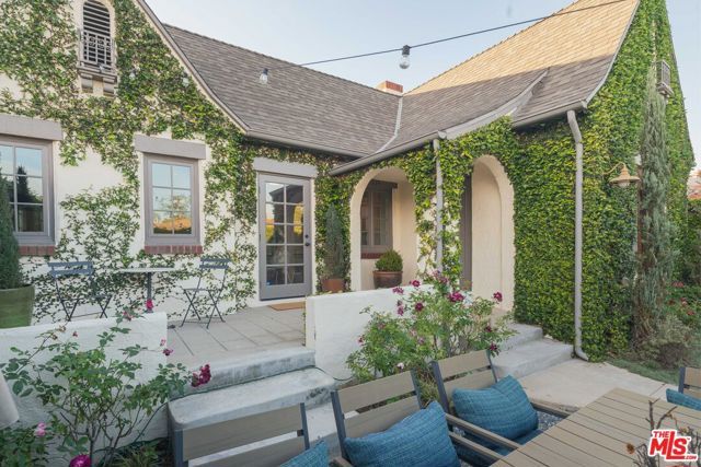 513 N Mansfield Avenue, Los Angeles, CA 90036