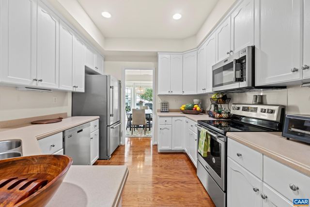 363 GRAYROCK DR, Crozet, VA 22932