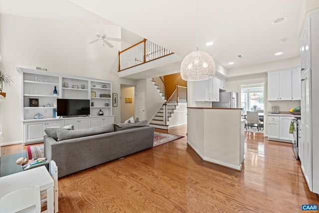 363 GRAYROCK DR, Crozet, VA 22932
