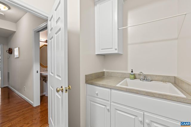 363 GRAYROCK DR, Crozet, VA 22932