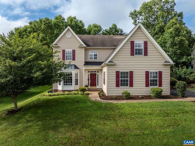 363 GRAYROCK DR, Crozet, VA 22932