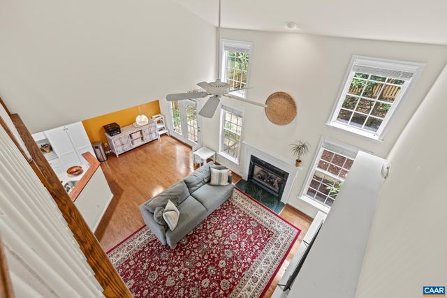 363 GRAYROCK DR, Crozet, VA 22932