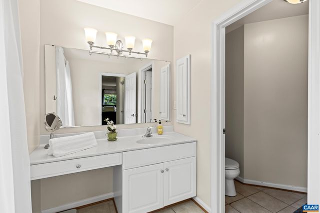 363 GRAYROCK DR, Crozet, VA 22932