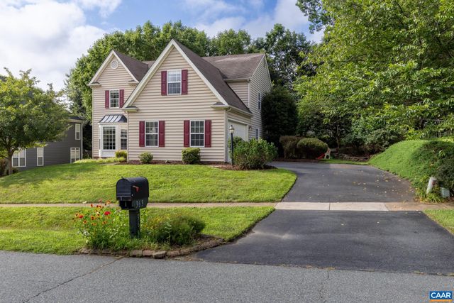 363 GRAYROCK DR, Crozet, VA 22932