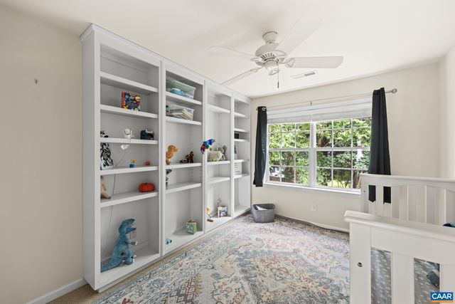 363 GRAYROCK DR, Crozet, VA 22932