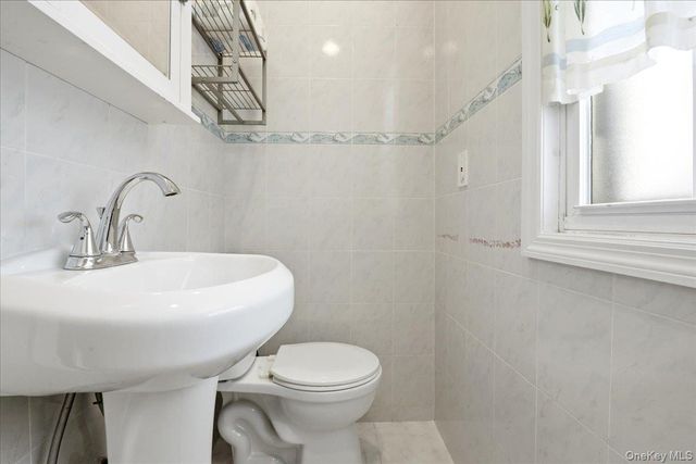 69-27 Manse Street, Forest Hills, NY 11375